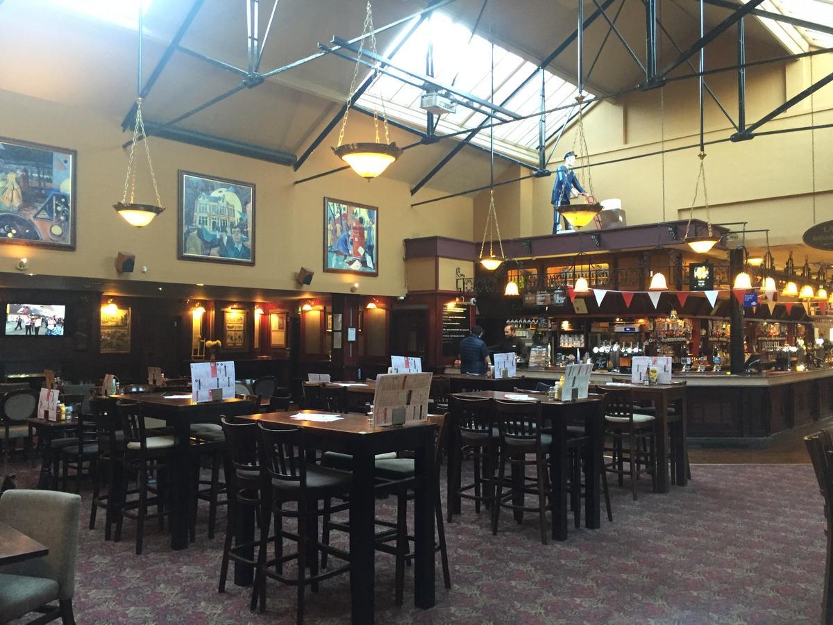 The Last Post Wetherspoon Hotel Southend-on-Sea Zewnętrze zdjęcie